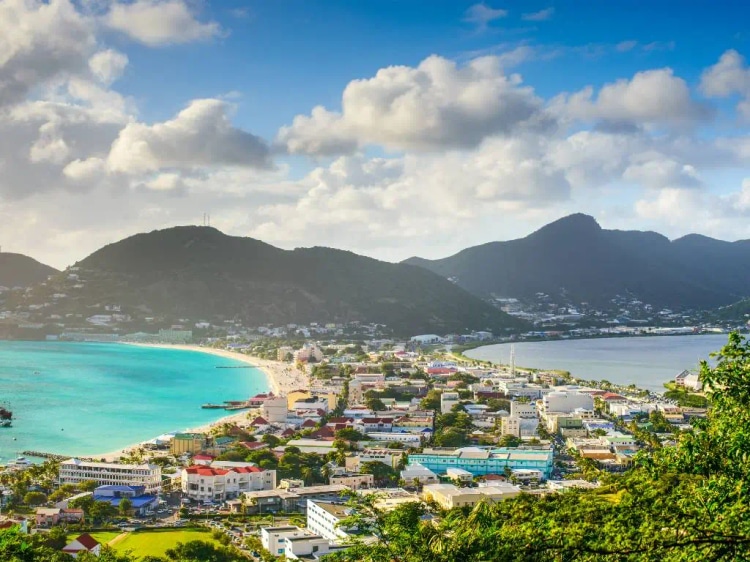 Sint Maarten/Saint Martin: The Smallest Dual-Nation Island in the World