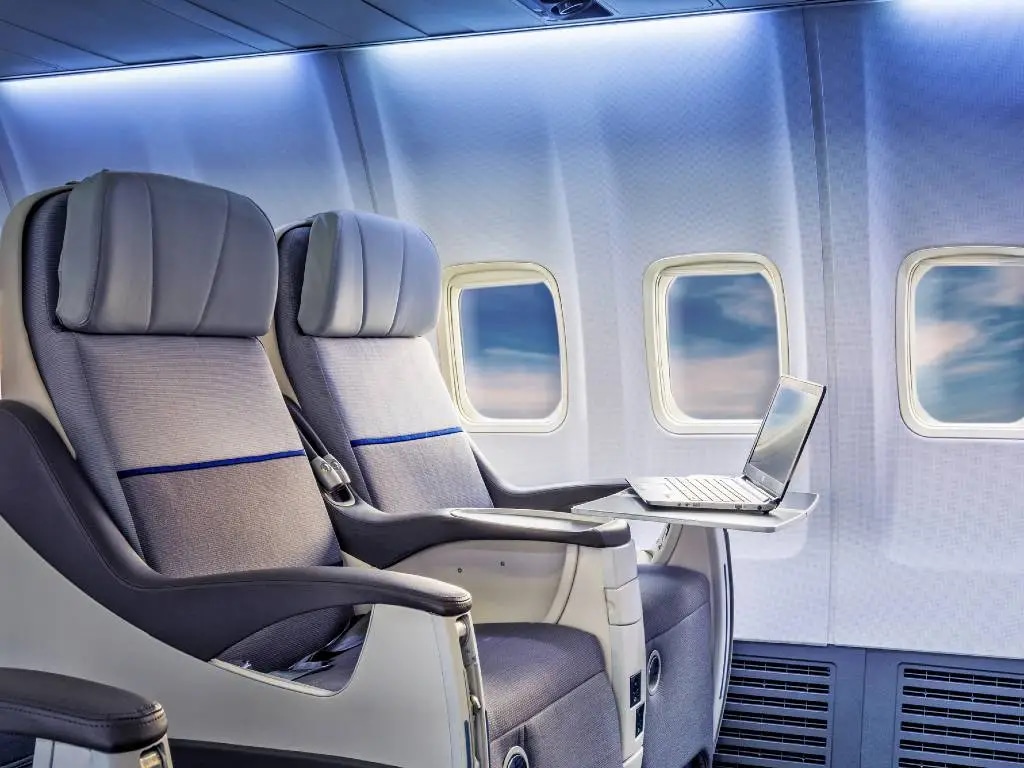 How to Get Cheap First Class Tickets: Secrets to Scoring Deals